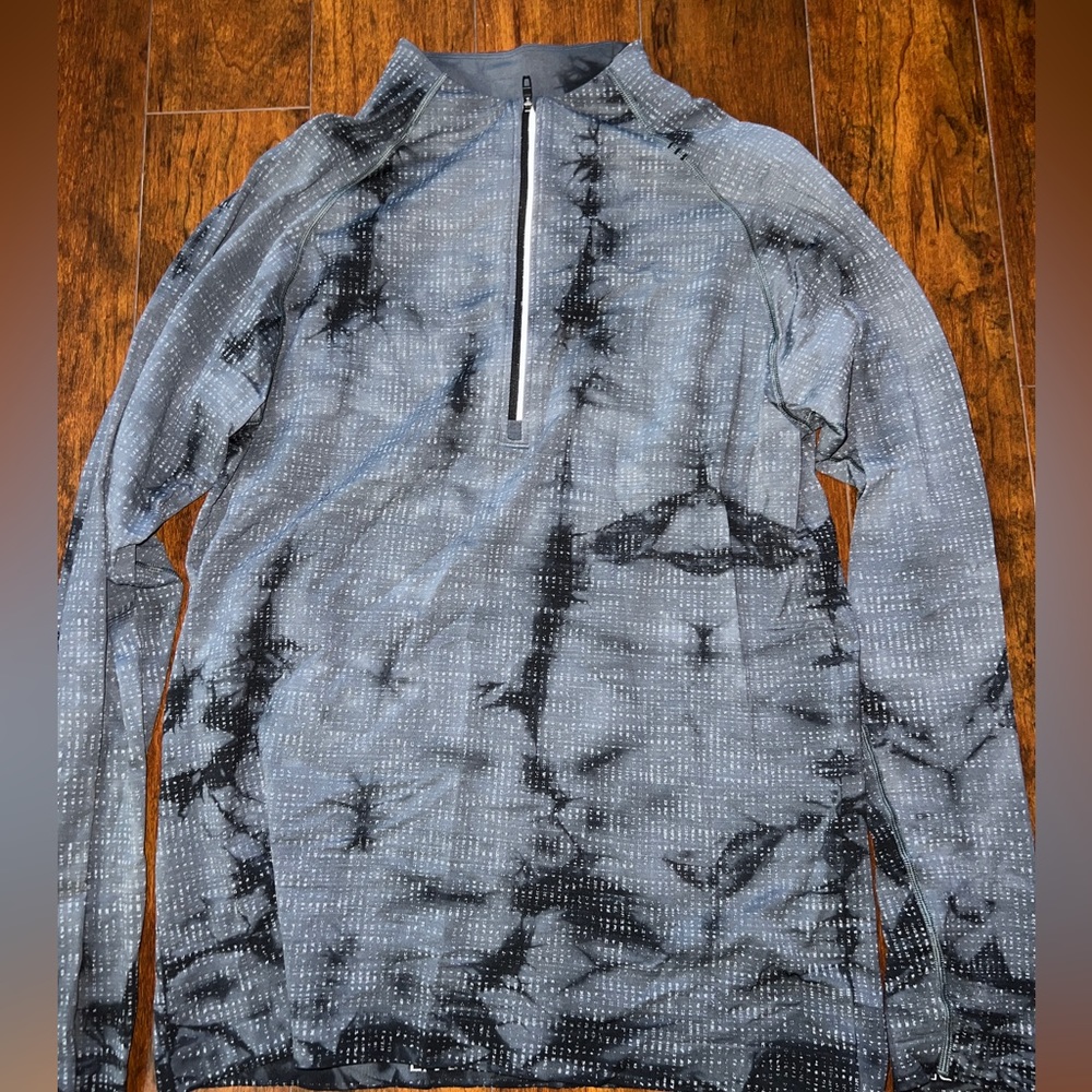 Lululemon metal vent tech half zip size medium
